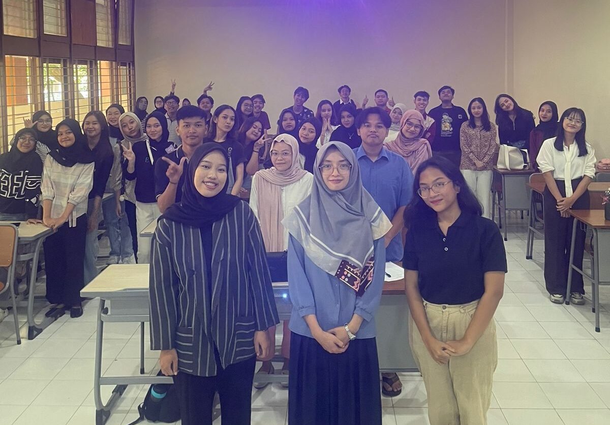 PSD LPPM UNS Hadir sebagai Narasumber pada PKKMB FISIP UNS 2024: Tanamkan Semangat Inklusivitas Sejak Awal Perkuliahan