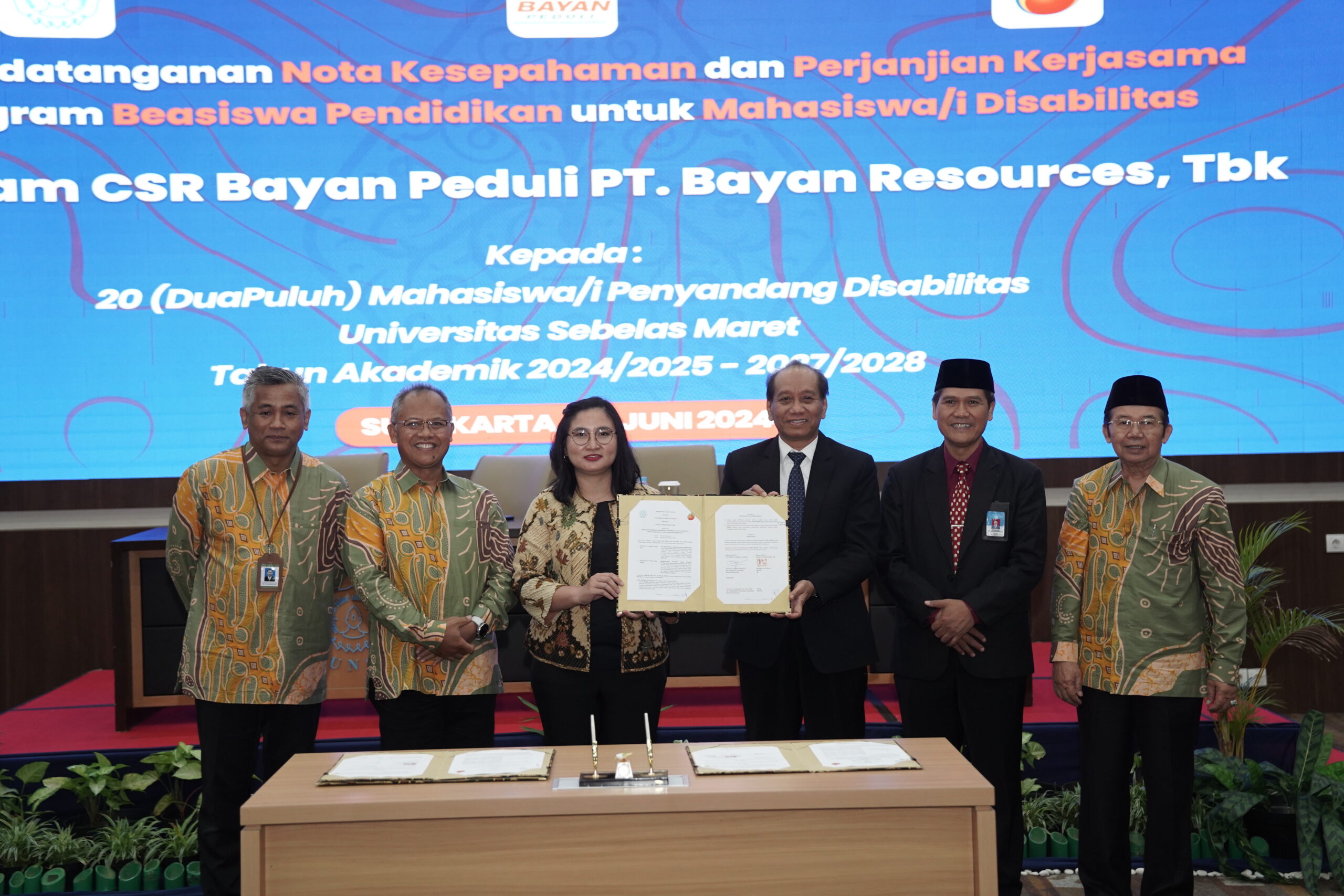 UNS dan PT Bayan Resources Tbk Kolaborasi Hadirkan Beasiswa “Bayan Peduli” bagi Mahasiswa Disabilitas Mulai Tahun Akademik 2024/2025